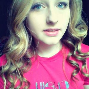 Meet your Posher, Angelica